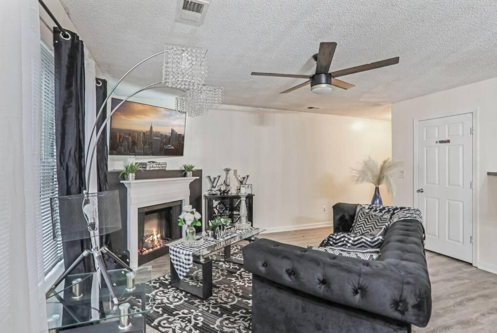 Вилла Modern Oasis For Family Escape ! Атланта Экстерьер фото