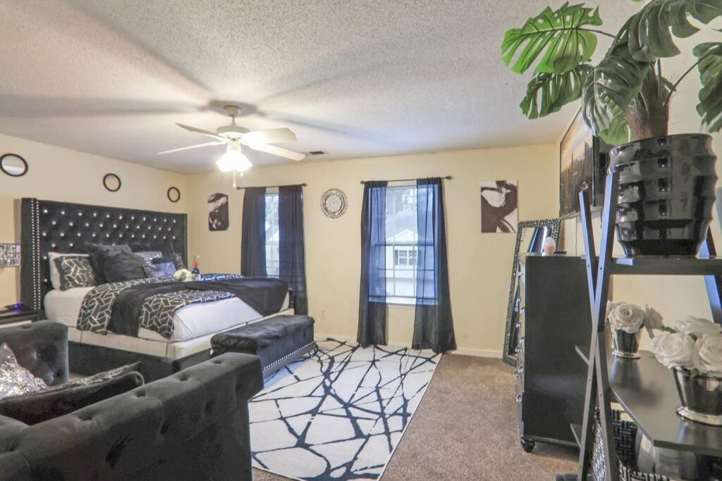 Вилла Modern Oasis For Family Escape ! Атланта Экстерьер фото