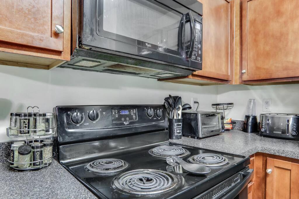 Вилла Modern Oasis For Family Escape ! Атланта Экстерьер фото