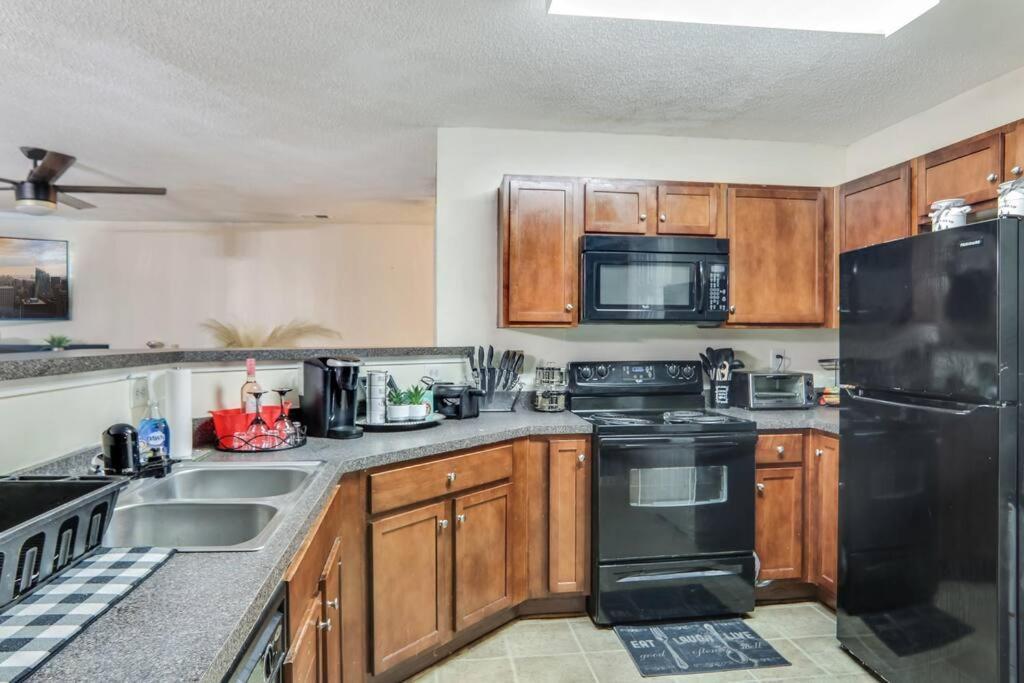 Вилла Modern Oasis For Family Escape ! Атланта Экстерьер фото